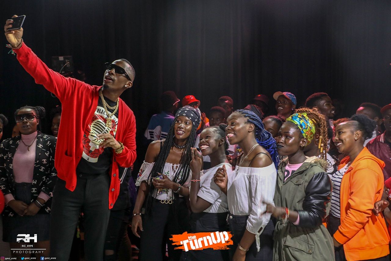 [PICTURES]: The Turn Up 9 November